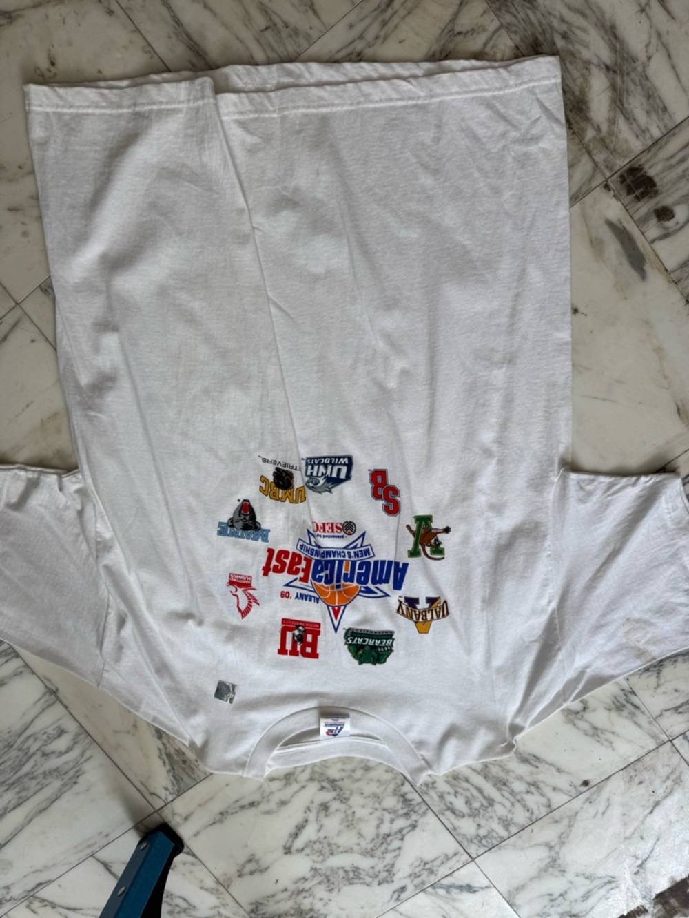 Men’s American east conference basketball White Graphic 'America East' Logo Tee